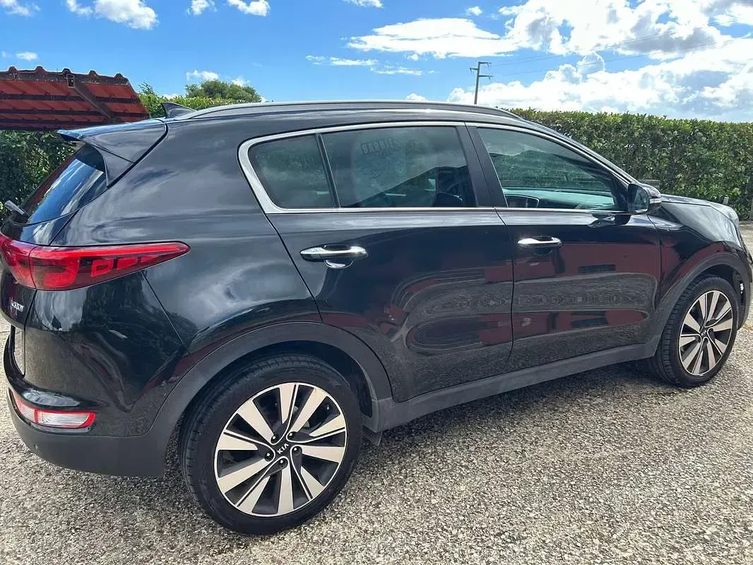 Usata Kia Sportage 116 CV (85 kW) 2017 Nero SUV