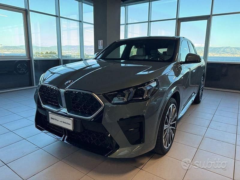 Grigio Usata 2024 BMW X2 M Sport SUV | 47.900 € (Buon prezzo) - Immagine 1/4