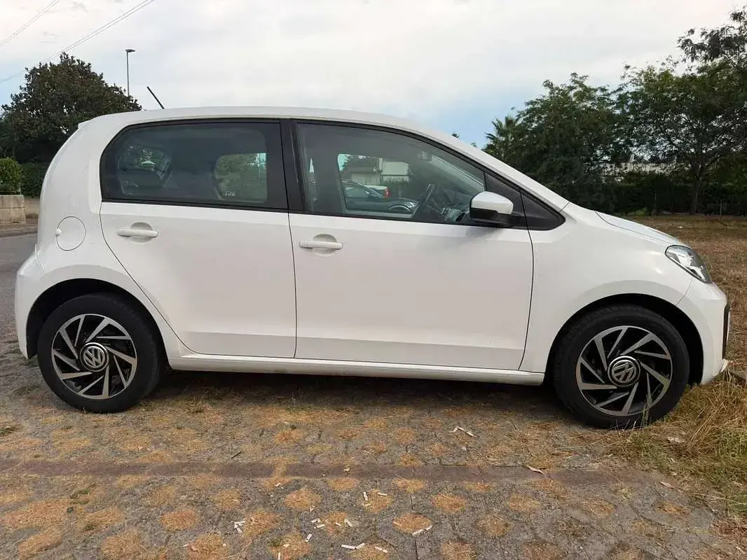 Usata VW up! Move 60 CV (44 kW) 2019 Bianco Utilitaria
