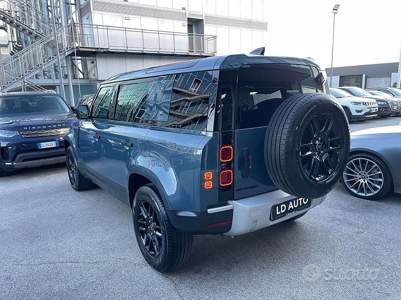 Usata Land Rover Defender HSE 249 CV (183 kW) 2021 Blu SUV
