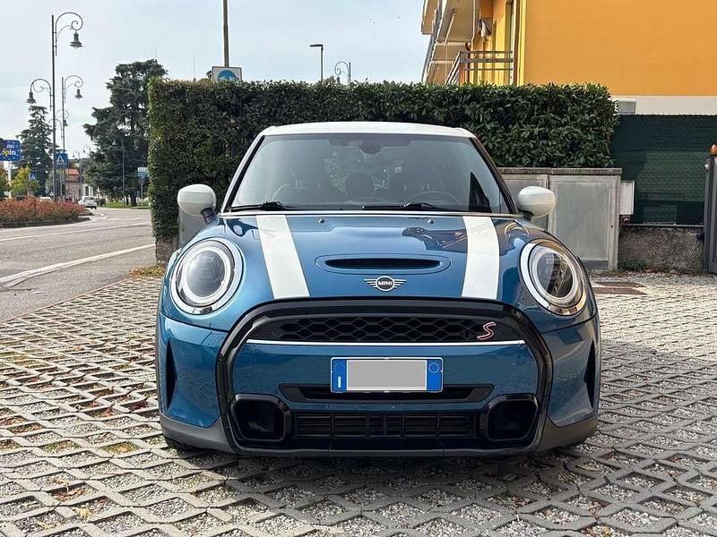 Usata Mini Cooper S Classic 178 CV (130 kW) 2021 Blu/azzurro Utilitaria