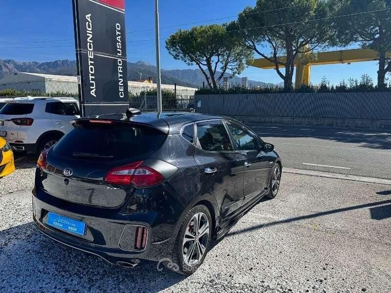 Usata Kia Ceed GT GT-Line 110 CV (80 kW) 2016 Nero Berlina