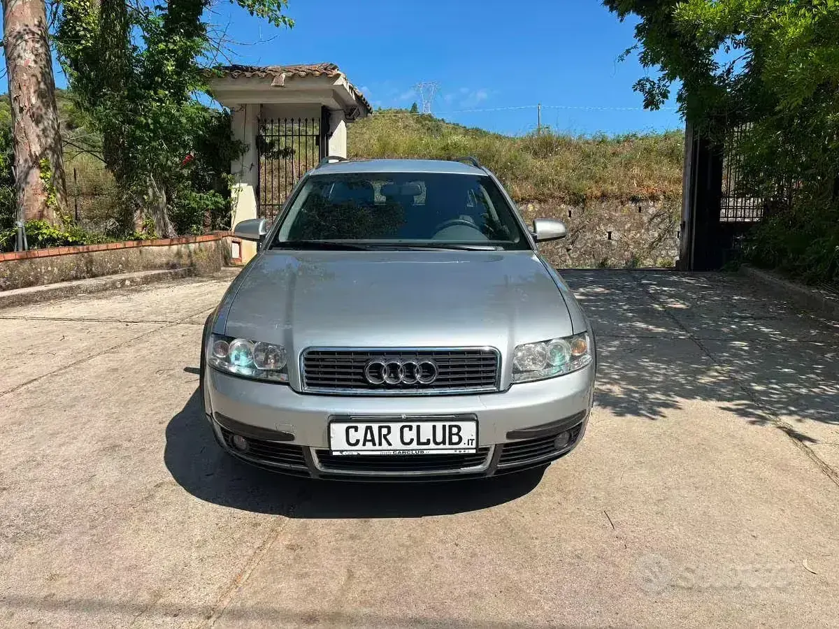 Usata Audi A4 130 CV (95 kW) 2003 Argento Station wagon