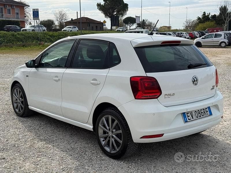 Usata VW Polo 75 CV (55 kW) 2014 Bianco Berlina
