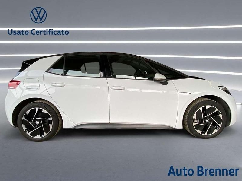 Usata VW ID.3 Pro Performance 150 kW (204 CV) 2022 Glacier white metallizzato ner Utilitaria