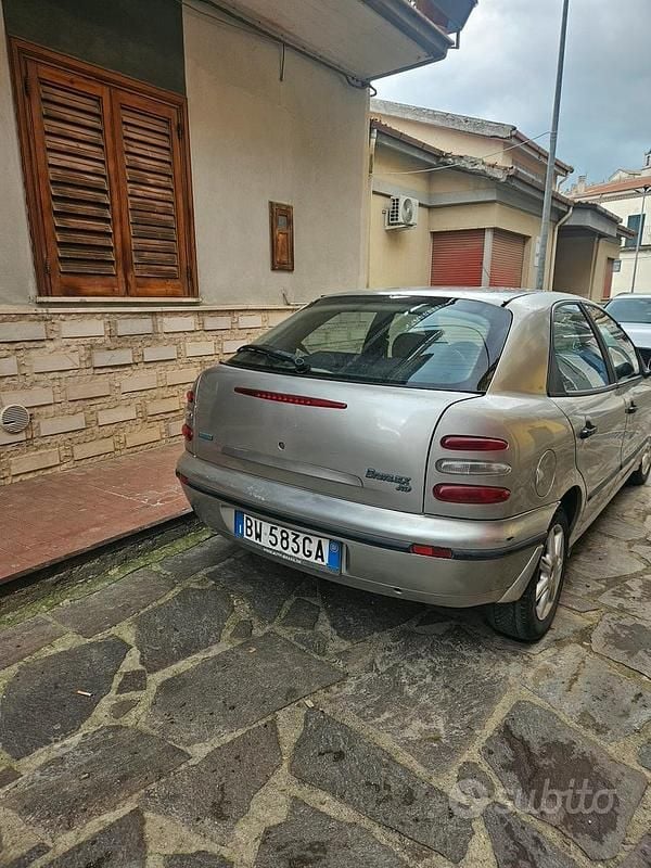 Begagnad Fiat Brava 101 HK (74 kW) 2001 Grå Halvkombi