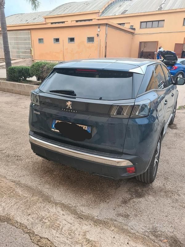 Usata Peugeot 3008 136 CV (100 kW) 2024 Blu SUV