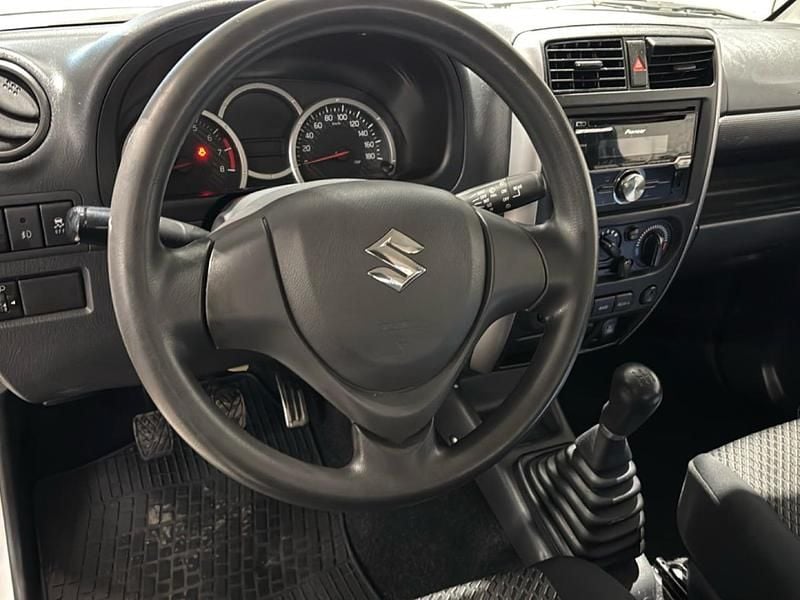 Usata Suzuki Jimny 85 CV (62 kW) 2018 Bianco SUV