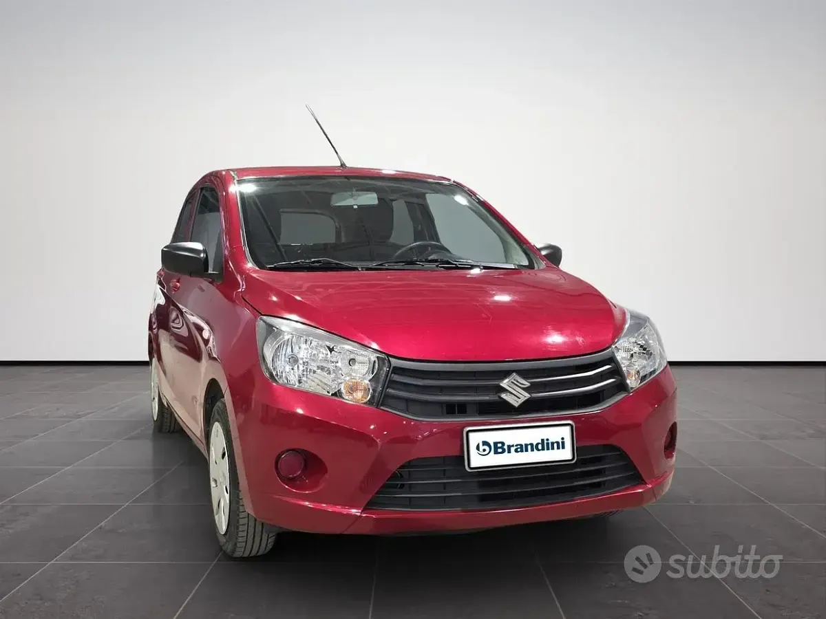 Usata Suzuki Celerio 68 CV (50 kW) 2015 Rosso Utilitaria