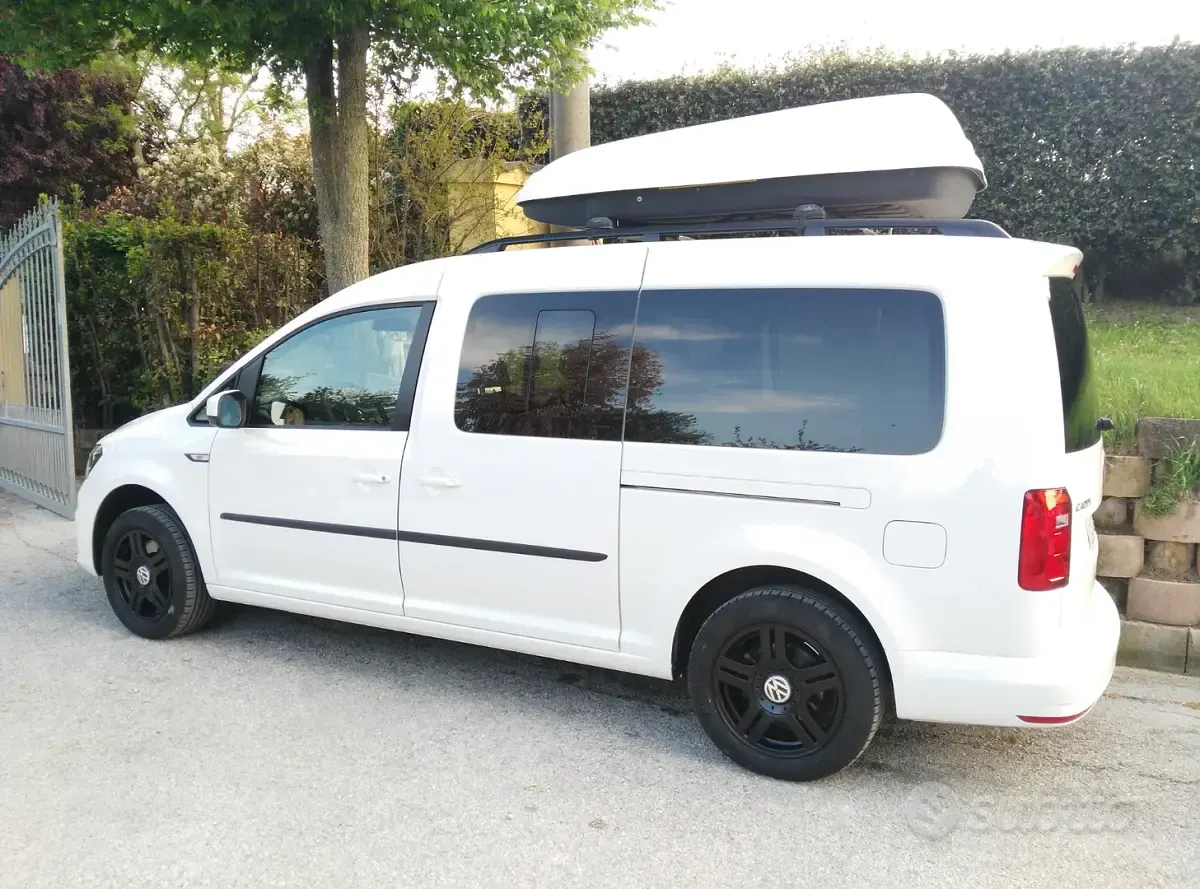 Usata VW Caddy Maxi 110 CV (80 kW) 2017 Bianco Monovolume
