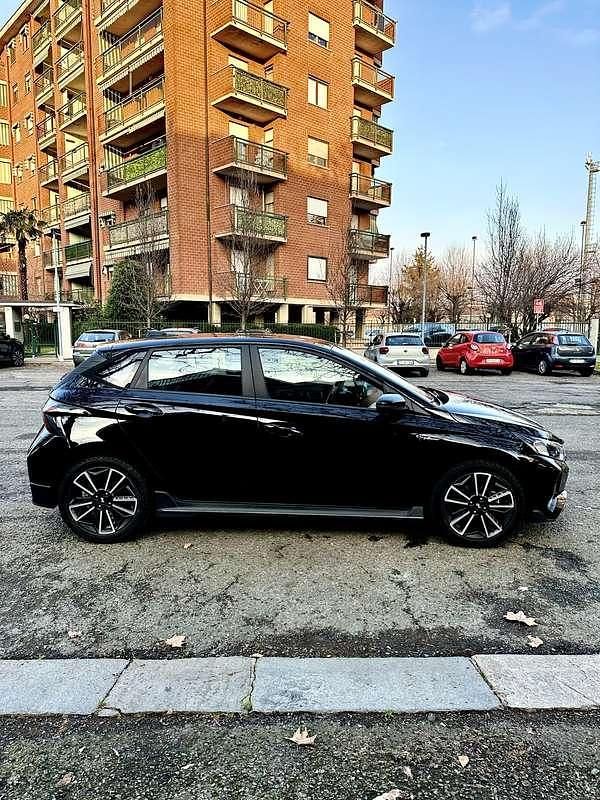 Usata Hyundai i20 Comfort 120 CV (88 kW) 2023 Utilitaria