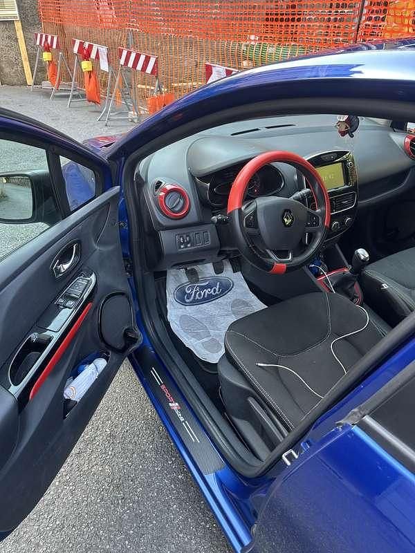 Second-hand Renault Clio IV 95 CP (69 kW) 2018 Berlinǎ