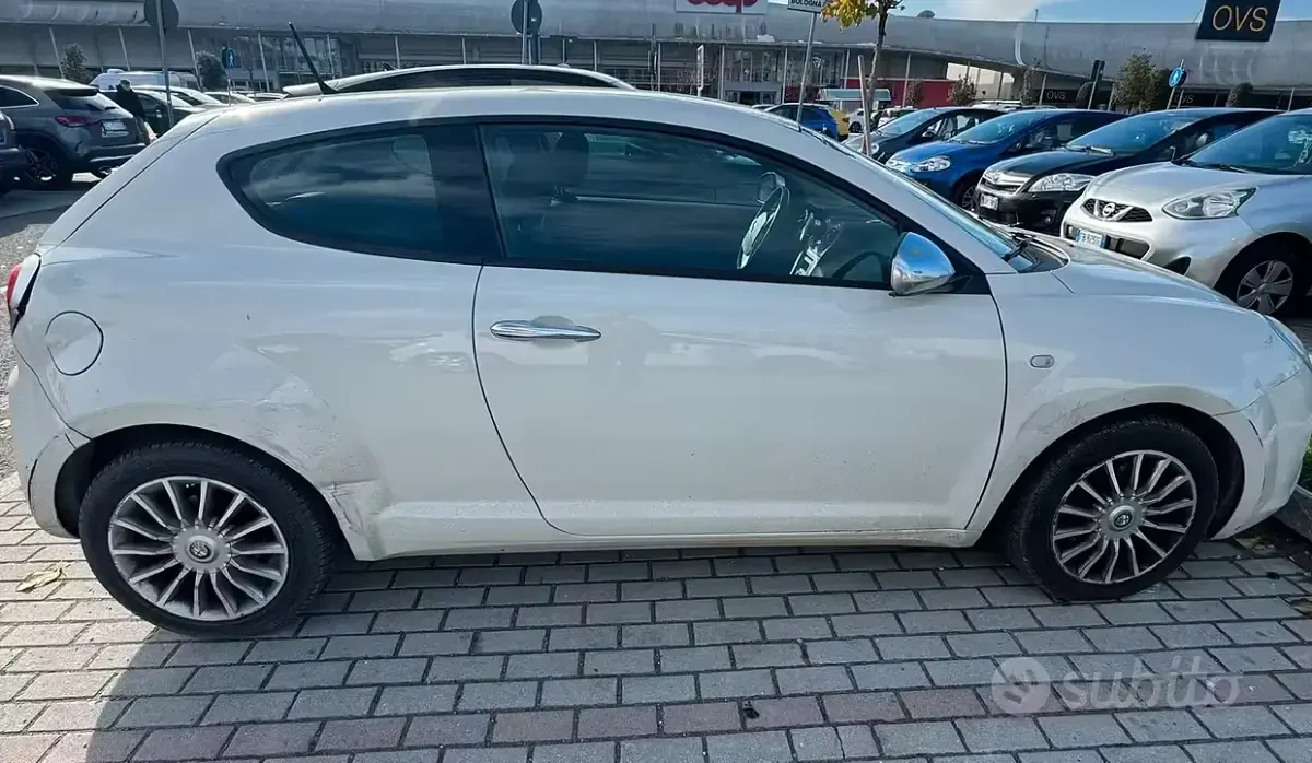 Usata Alfa Romeo MiTo 120 CV (88 kW) 2013 Utilitaria