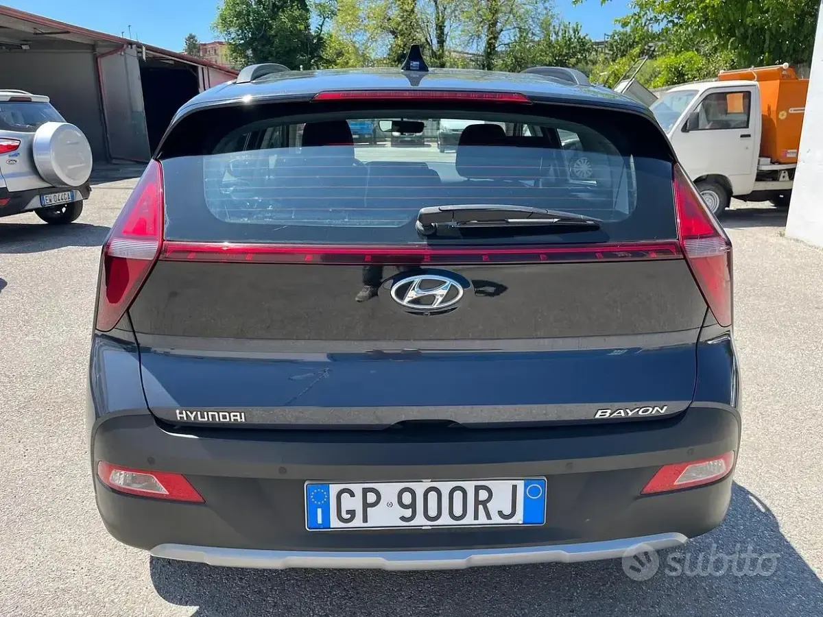 Usata Hyundai Bayon 84 CV (61 kW) 2023 Grigio SUV