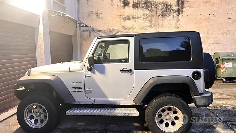 Usata Jeep Wrangler 2007 Grigio SUV