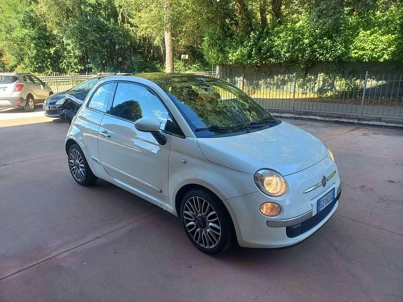Usata Fiat 500 Lounge 95 CV (69 kW) 2015 Bianco Utilitaria