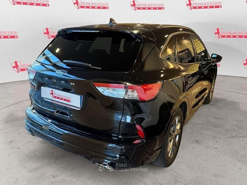 Usata Ford Kuga ST-Line 120 CV (88 kW) 2021 Nero SUV