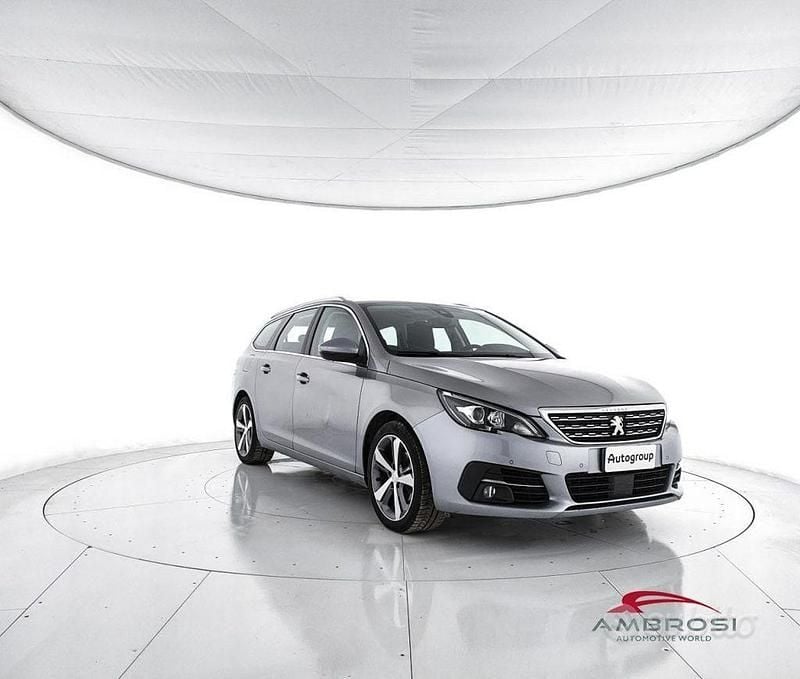 Usata Peugeot 308 SW Allure 130 CV (95 kW) 2018 Grigio Station wagon