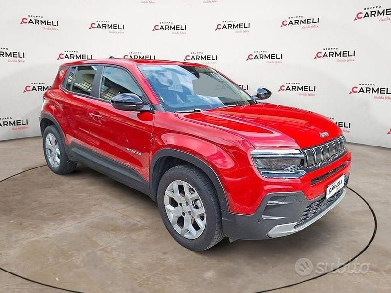 Usata Jeep Avenger Altitude 101 CV (74 kW) 2023 Ruby SUV
