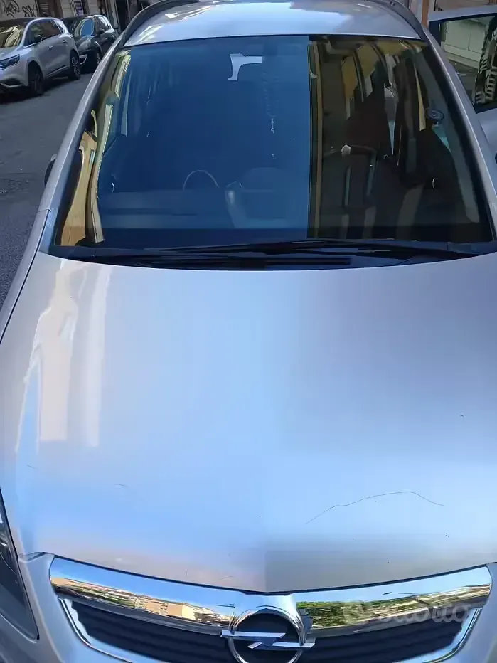Usata Opel Zafira 120 CV (88 kW) 2006 Monovolume