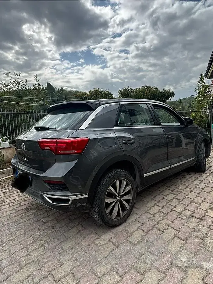 Usata VW T-Roc 116 CV (85 kW) 2018 SUV