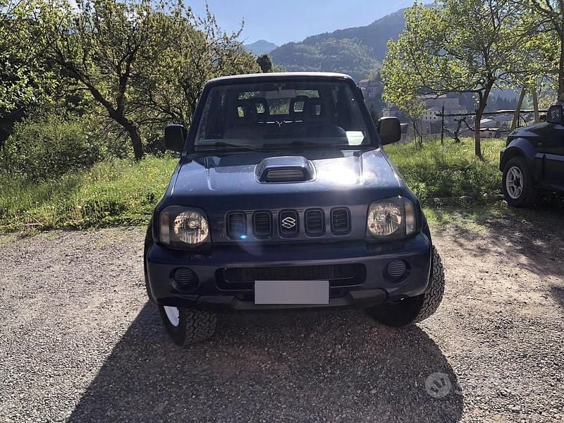 Usata Suzuki Jimny 65 CV (47 kW) 2005 Blu SUV