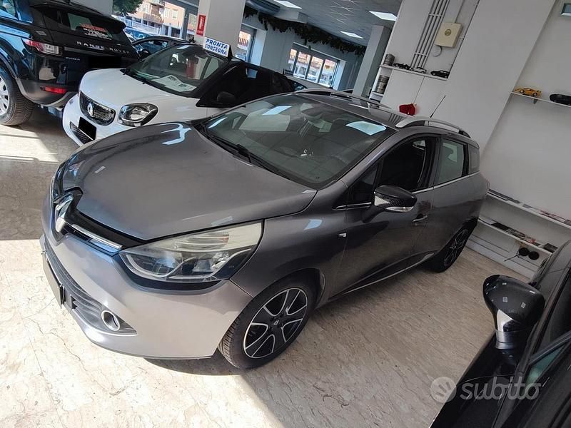 Usata Renault Clio GrandTour 90 CV (66 kW) 2015 Grigio Station wagon