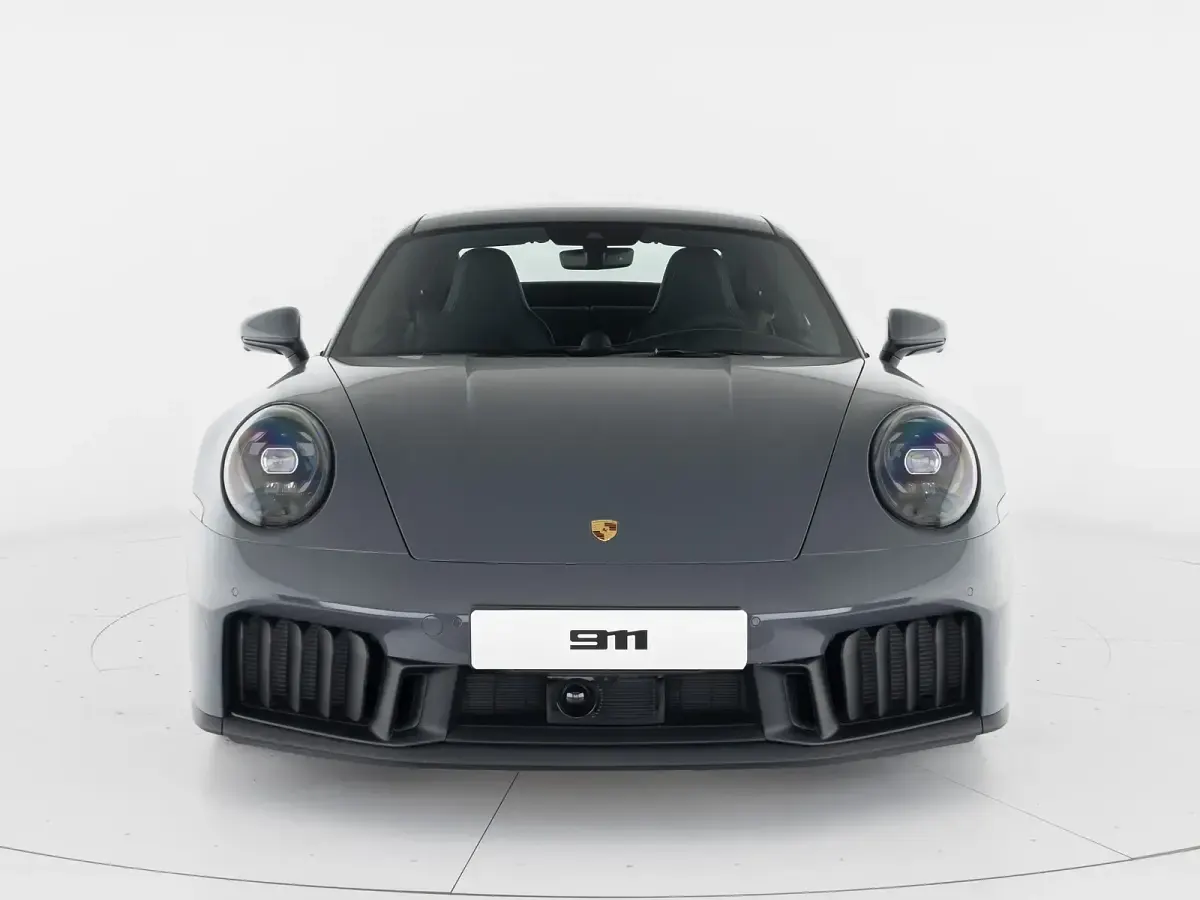 Nuova Porsche 911 Carrera 4 GTS 2026 Grigio ardesia neo Coupé