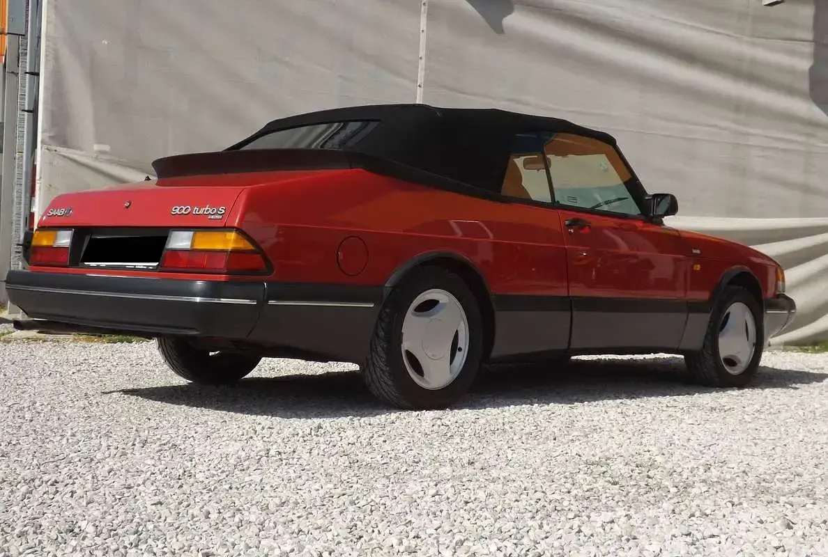 Usata Saab 900 Cabriolet Aero 179 CV (131 kW) 1991 Rosso Cabrio