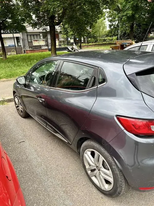 Usata Renault Clio IV 90 CV (66 kW) 2018 Berlina