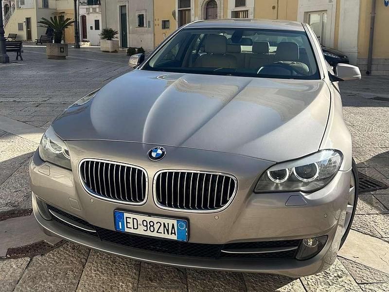 Usata BMW 520 Efficient Dynamics 184 CV (135 kW) 2010 Beige Berlina