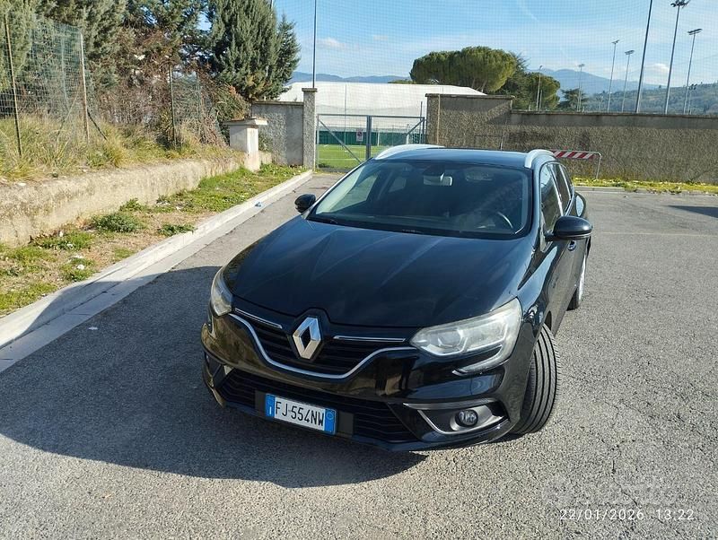 Usata Renault Mégane GrandTour Zen 110 CV (80 kW) 2017 Nero Station wagon