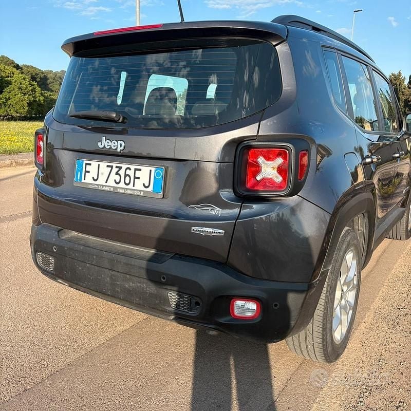 Usata Jeep Renegade Longitude 120 CV (88 kW) 2017 Grigio SUV