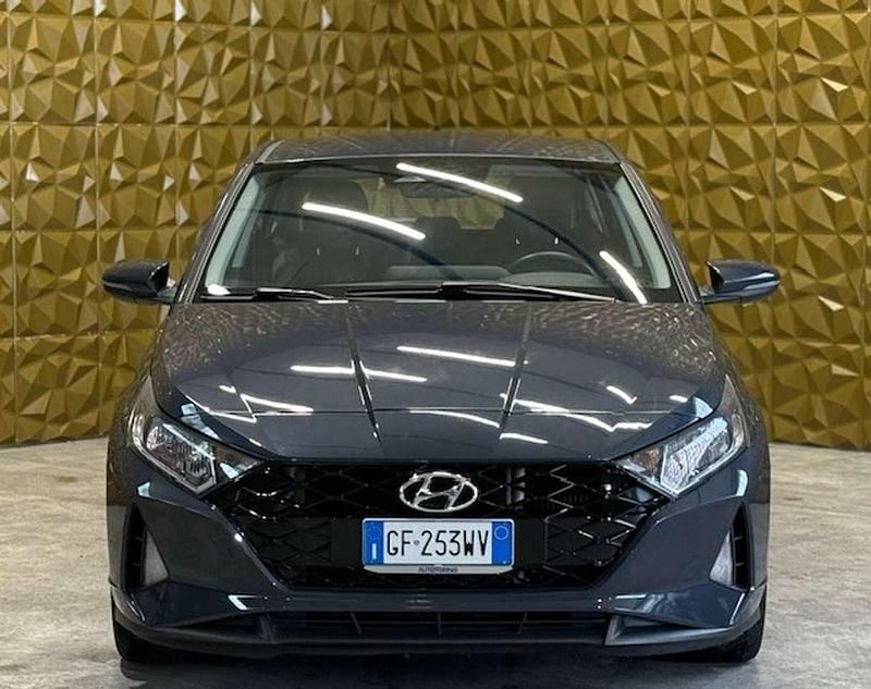 Usata Hyundai i20 101 CV (74 kW) 2021 Grigio Utilitaria