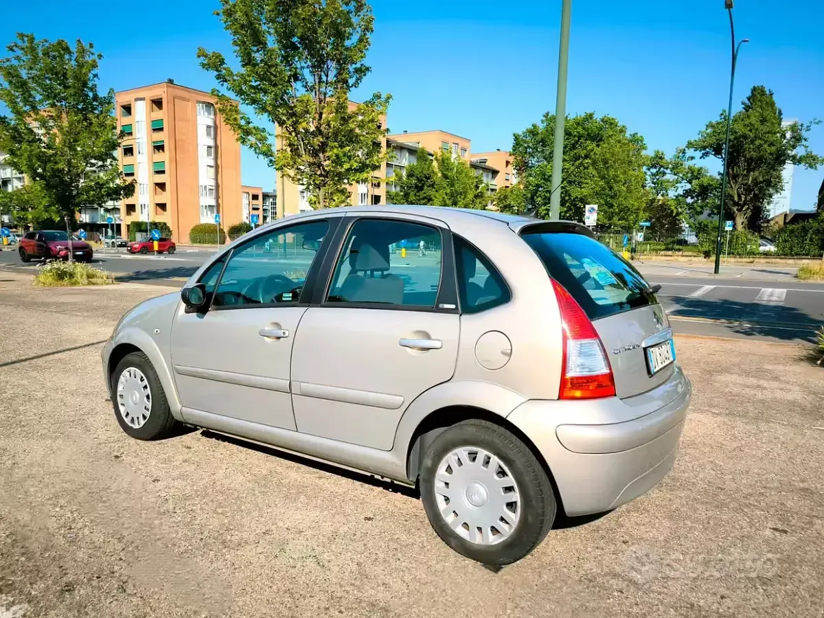 Usata Citroën C3 60 CV (44 kW) 2008 Marrone Berlina