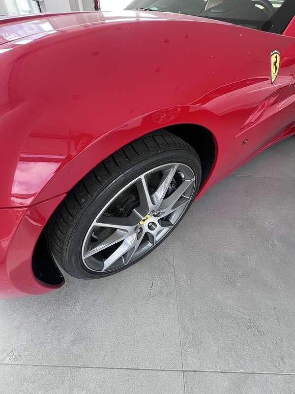 Usata Ferrari California 489 CV (359 kW) 2012 Cabrio