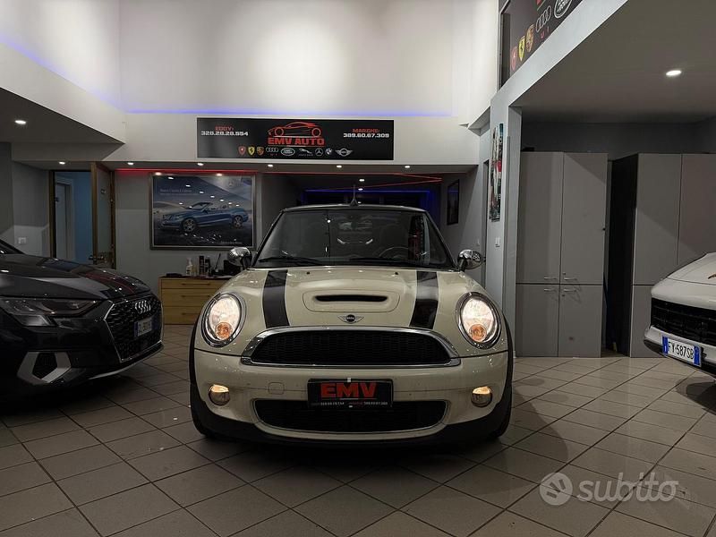 Usata Mini Cooper S Cabriolet 175 CV (128 kW) 2009 Giallo Cabrio