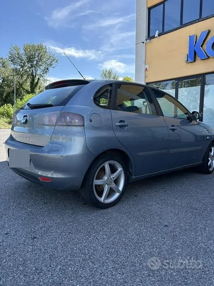 Usata Seat Ibiza Stylance 86 CV (63 kW) 2007 Grigio Utilitaria
