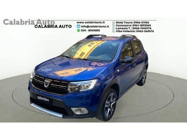 Blu/azzurro(met.) Usata 2020 Dacia Sandero Anniversary Due volumi | 9950 € (Buon prezzo) - Immagine 1/4