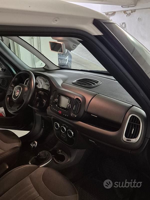 Usata Fiat 500L Lounge 95 CV (69 kW) 2011 Verde Monovolume