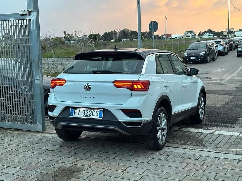 Usata VW T-Roc Style 116 CV (85 kW) 2019 Bianco SUV
