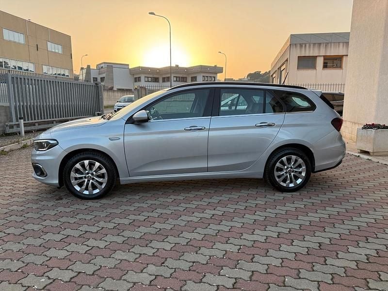 Usata Fiat Tipo Business 120 CV (88 kW) 2018 Grigio Station wagon