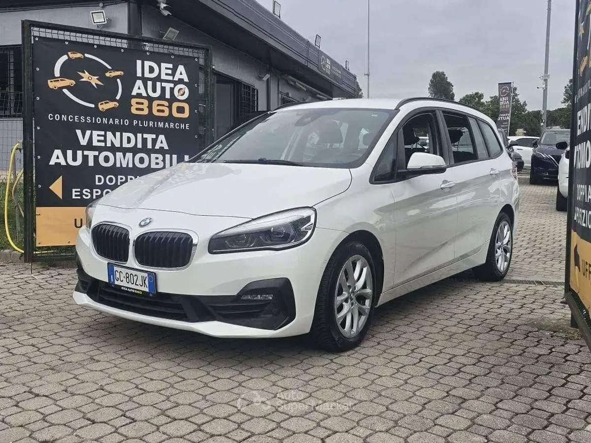Usata BMW 220 Gran Tourer 190 CV (139 kW) 2020 Bianco Monovolume