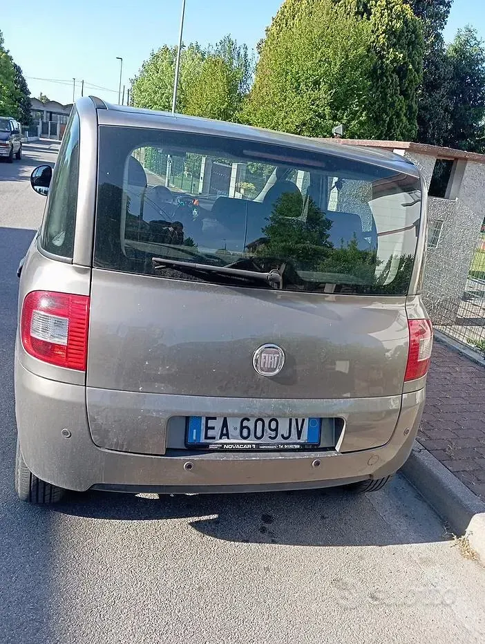 Usata Fiat Multipla 103 CV (75 kW) 2010 Monovolume