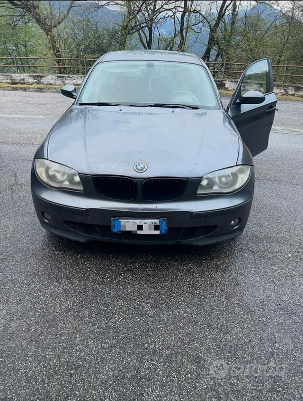 Usata BMW 118 143 CV (105 kW) 2007 Grigio Utilitaria