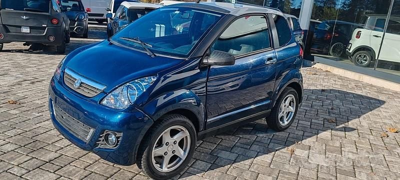 Usata Aixam City Premium 2012 Blu Berlina