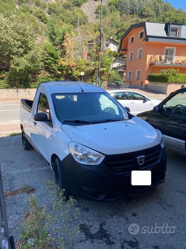 Usata Dacia Dokker 75 CV (55 kW) 2015 Bianco Monovolume
