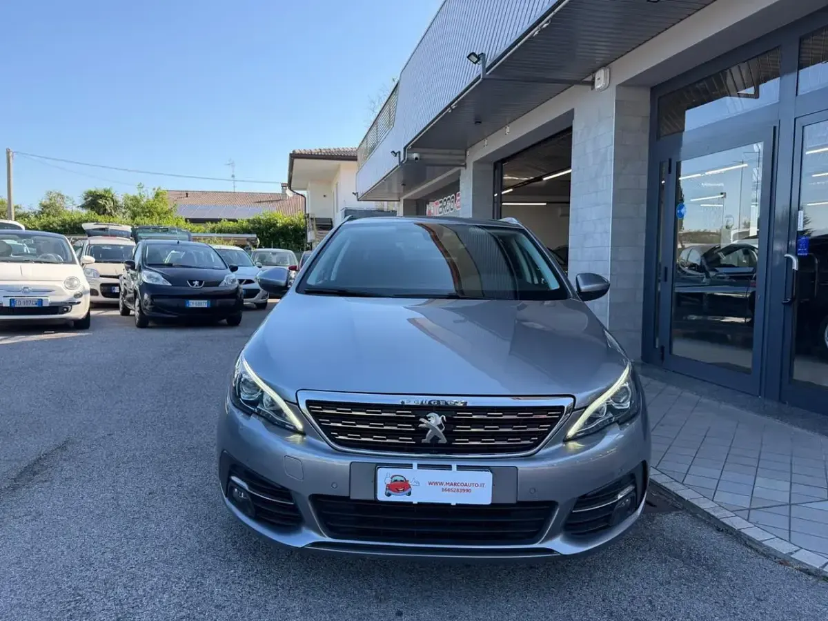 Usata Peugeot 308 131 CV (96 kW) 2021 Grigio Station wagon