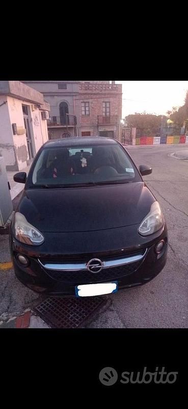 Usata Opel Adam 70 CV (51 kW) 2013 Nero Utilitaria