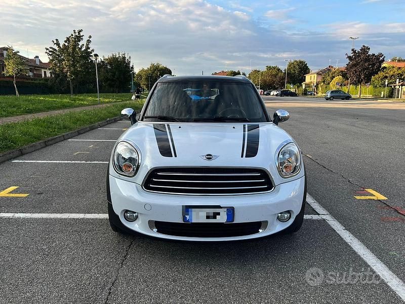 Bianco Usata 2013 Mini Cooper D Countryman SUV | 10.000 € (Buon prezzo) - Immagine 1/4